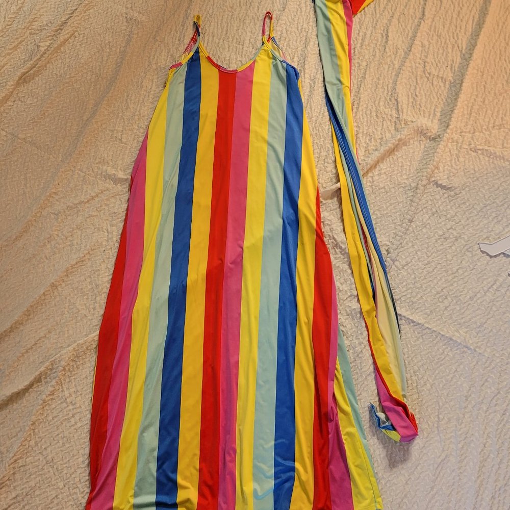 DRESS
